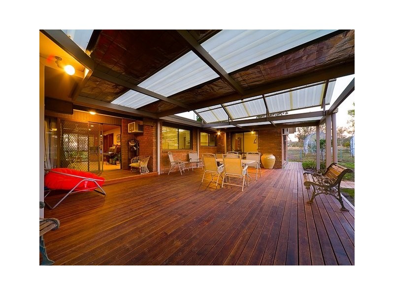 110 Hawthorn Road, Jindera NSW 2642