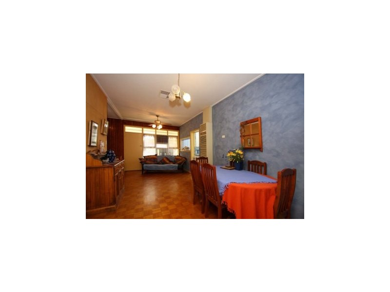 379 Allawah Street, North Albury NSW 2640