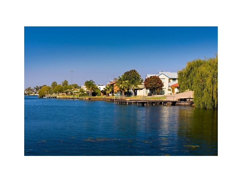 122-124 Melbourne Street, Mulwala NSW 2647