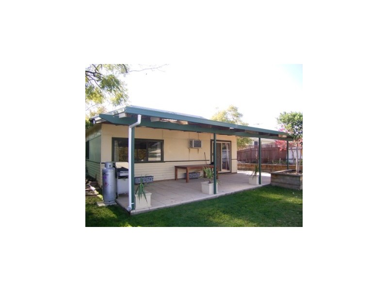 353 Amatex Street, East Albury NSW 2640