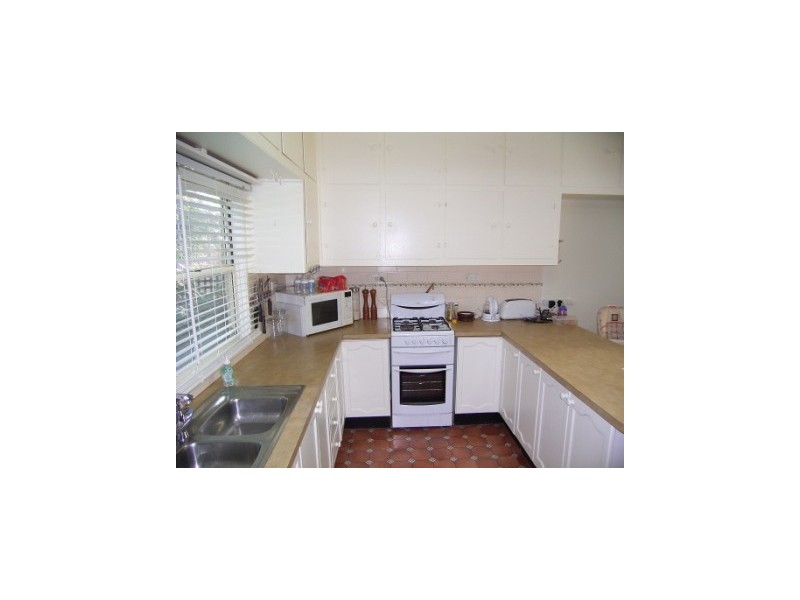 353 Amatex Street, East Albury NSW 2640