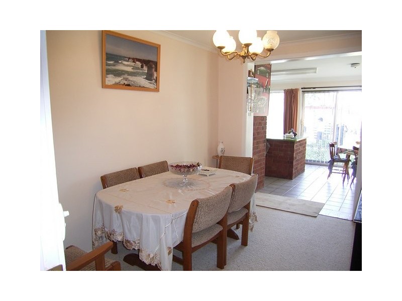 384 Prune Street, Lavington NSW 2641