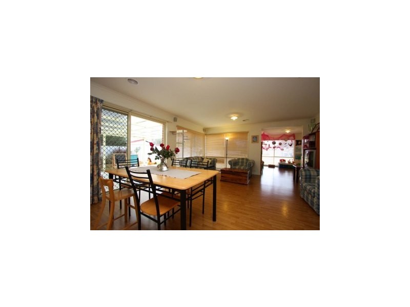 170 Clarke Street, Howlong NSW 2643