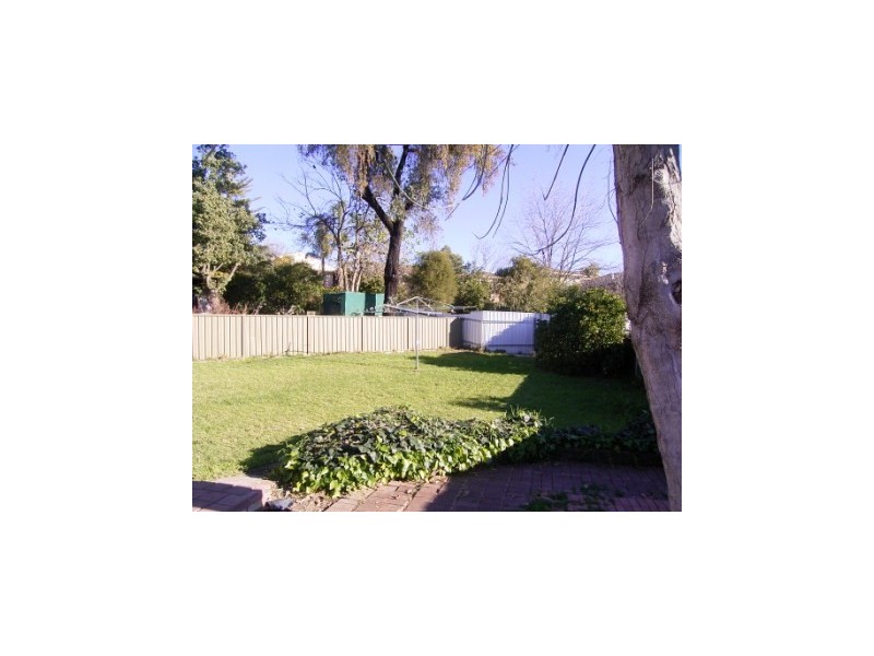 389 Alana Street, East Albury NSW 2640