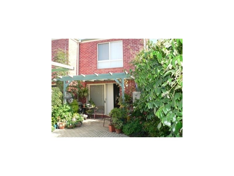 550 Kotthoff Street, Lavington NSW 2641