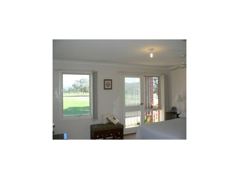 550 Kotthoff Street, Lavington NSW 2641