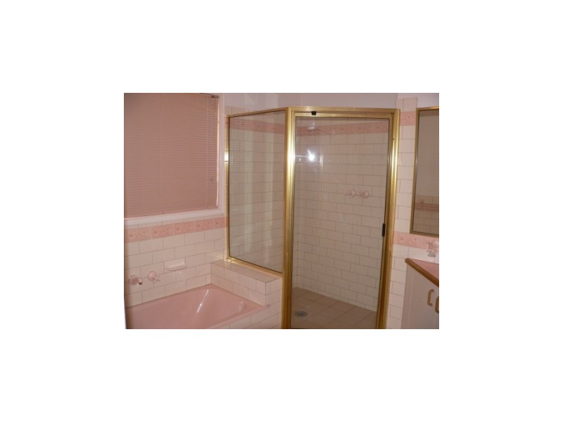 745 Hodge Street, Albury NSW 2640