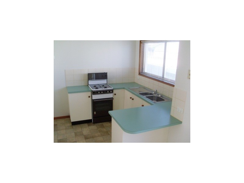 577 Webb Street, Lavington NSW 2641