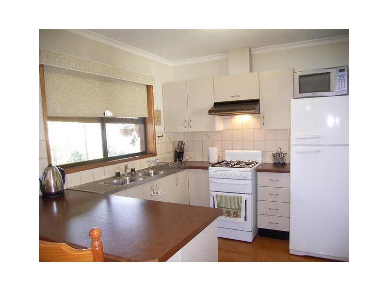 4 Candlebark Street, Thurgoona NSW 2640