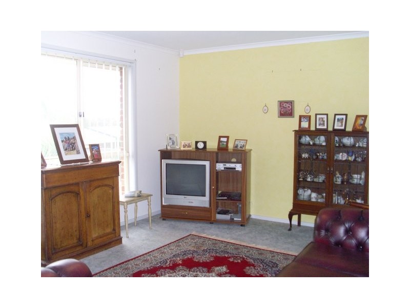 249 Desmond Street, Lavington NSW 2641