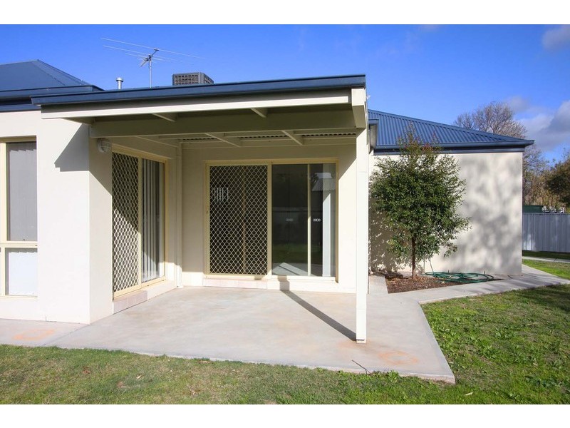 127 Sturt Street, Howlong NSW 2643