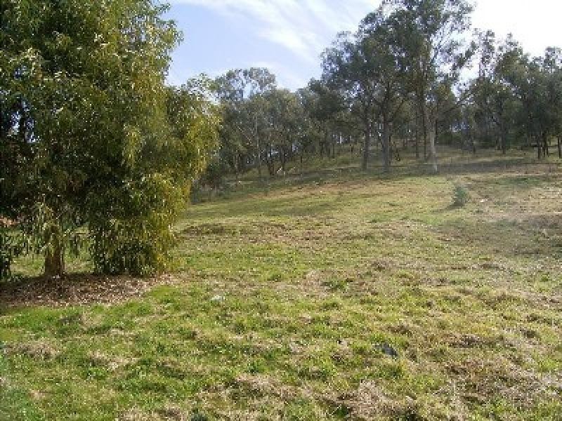 72 Bartholomew Street, Lavington NSW 2641