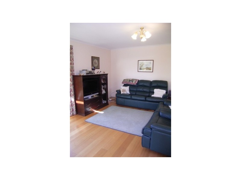 26 Jenny Wren Place, East Albury NSW 2640