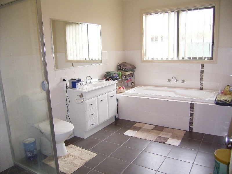 511 Ashford Street, Lavington NSW 2641