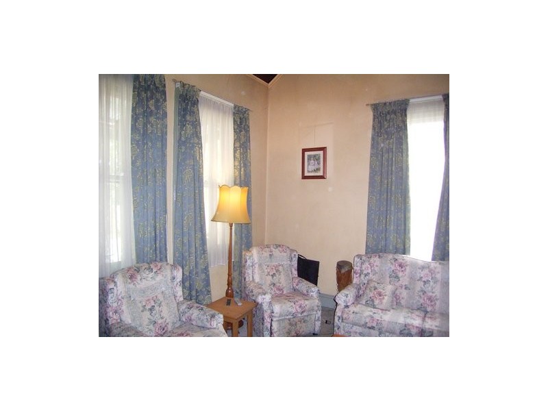 715 Young Street, Albury NSW 2640