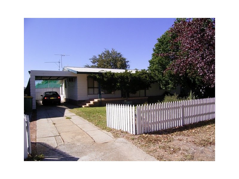 22 Commercial Street, Walla Walla NSW 2659