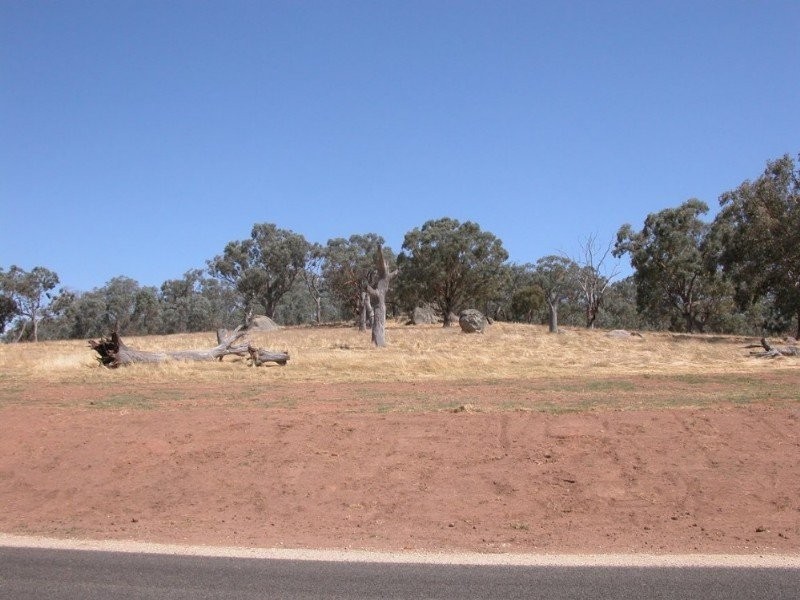 Lot 82 Alexandra Way, Table Top NSW 2640