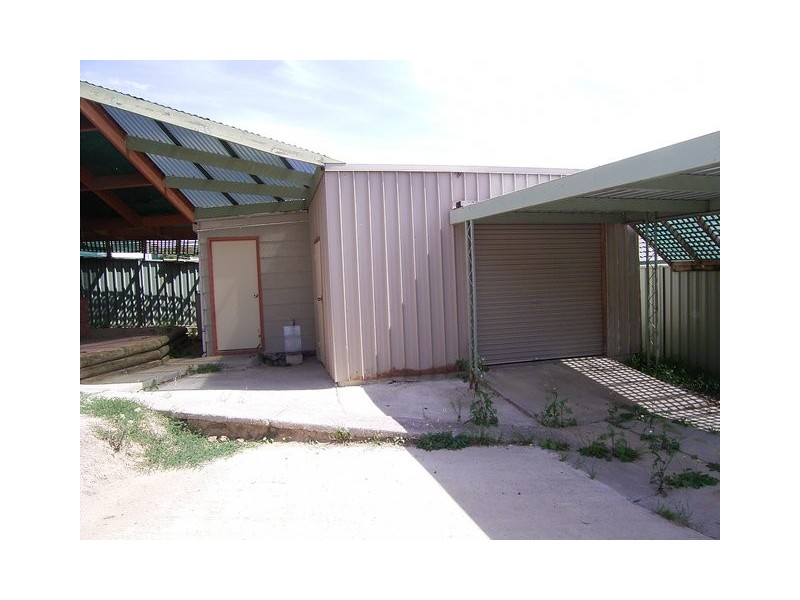 887 Monkhouse Street, North Albury NSW 2640
