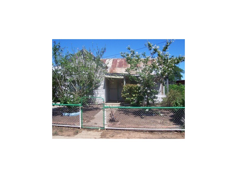 7 Parliament Street, Corowa NSW 2646