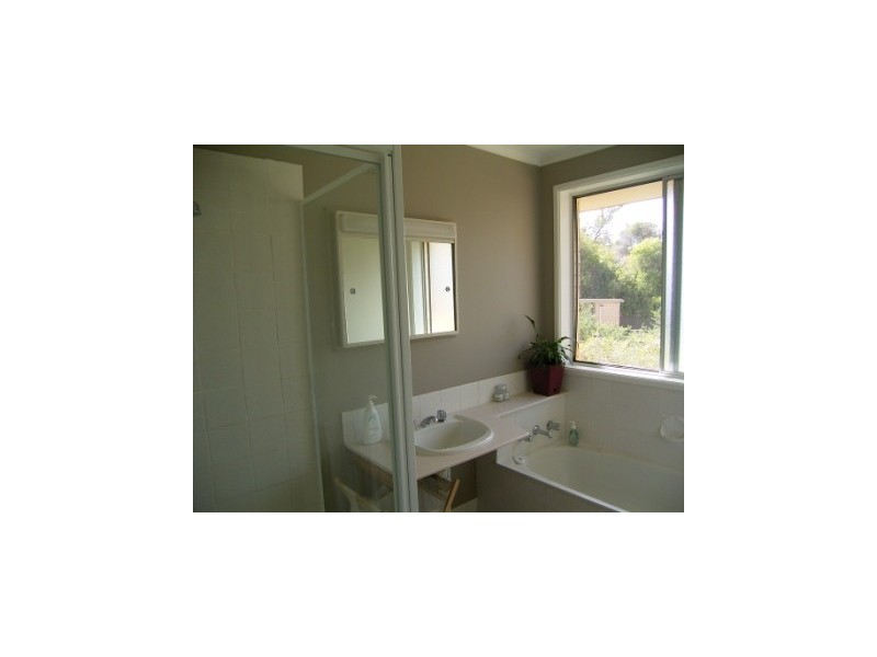 34 Bogong Street, Thurgoona NSW 2640