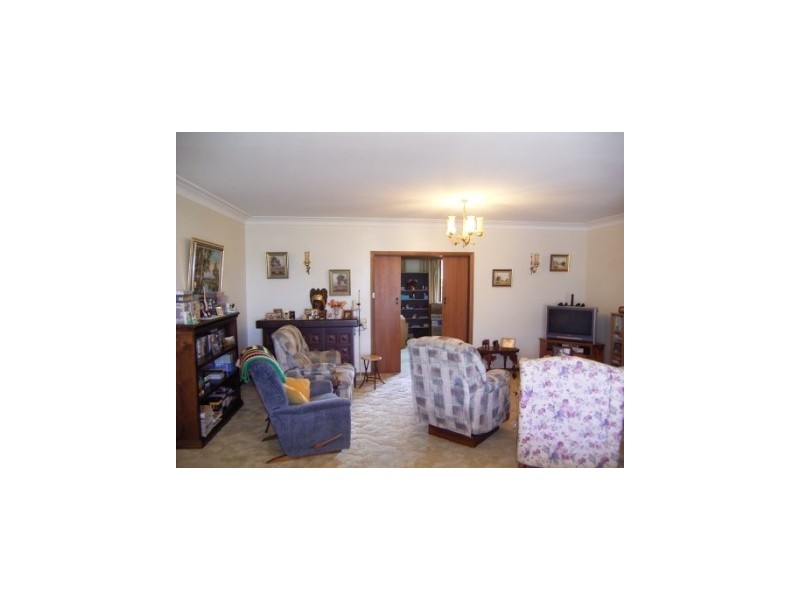 1102 Albetta Crescent, North Albury NSW 2640