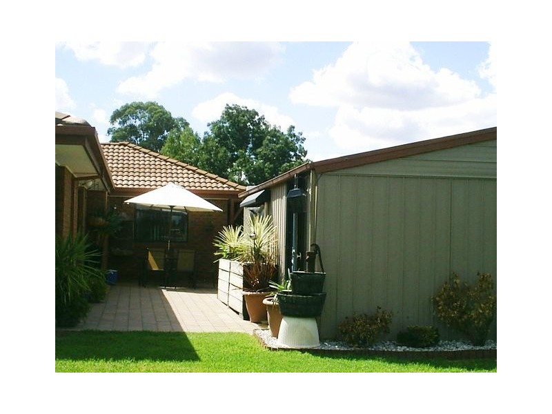 533 Schaefer Street, Lavington NSW 2641