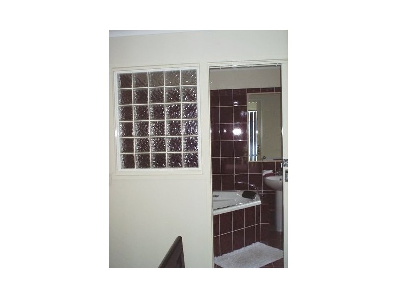 533 Schaefer Street, Lavington NSW 2641