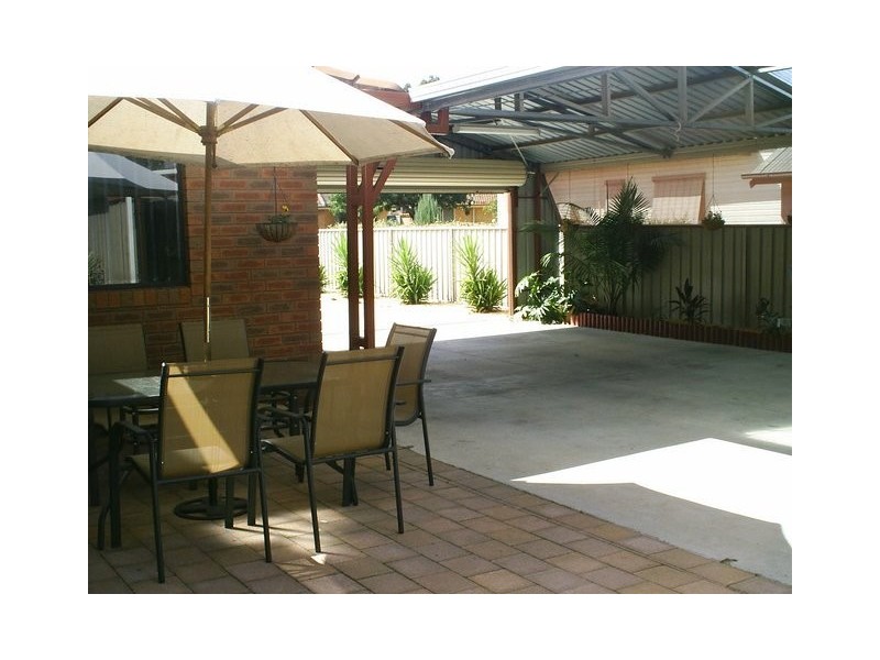 533 Schaefer Street, Lavington NSW 2641