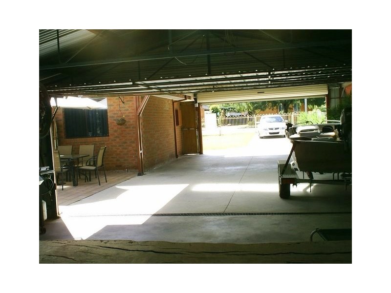 533 Schaefer Street, Lavington NSW 2641