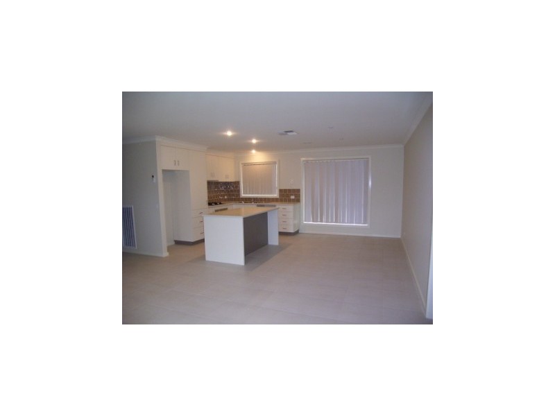 824 Union Road, Lavington NSW 2641