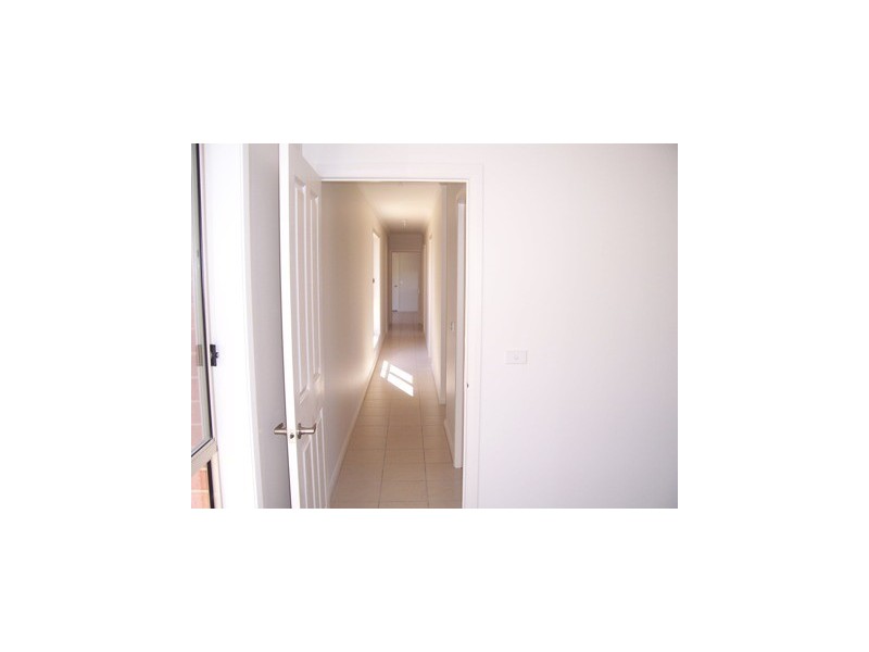 11 Parliament Street, Corowa NSW 2646