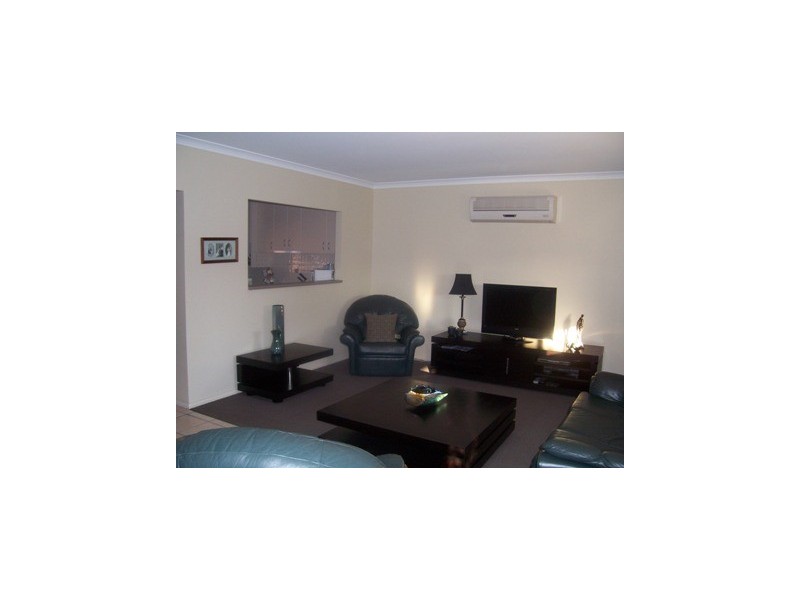 144 Federation Avenue, Corowa NSW 2646