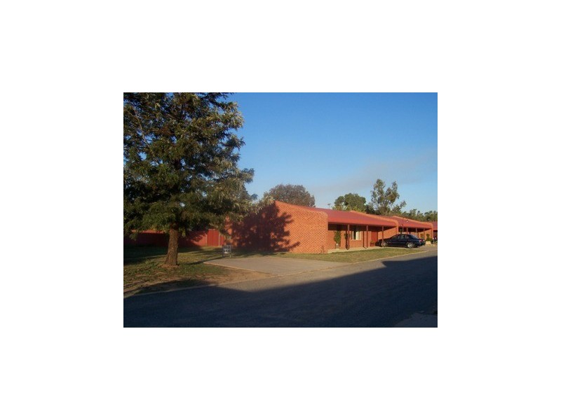 144 Federation Avenue, Corowa NSW 2646