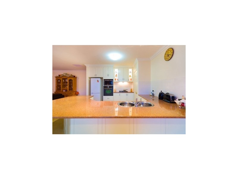 20 Rosewood Court, Thurgoona NSW 2640