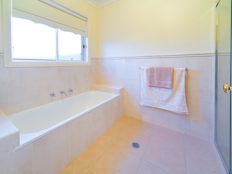 20 Rosewood Court, Thurgoona NSW 2640