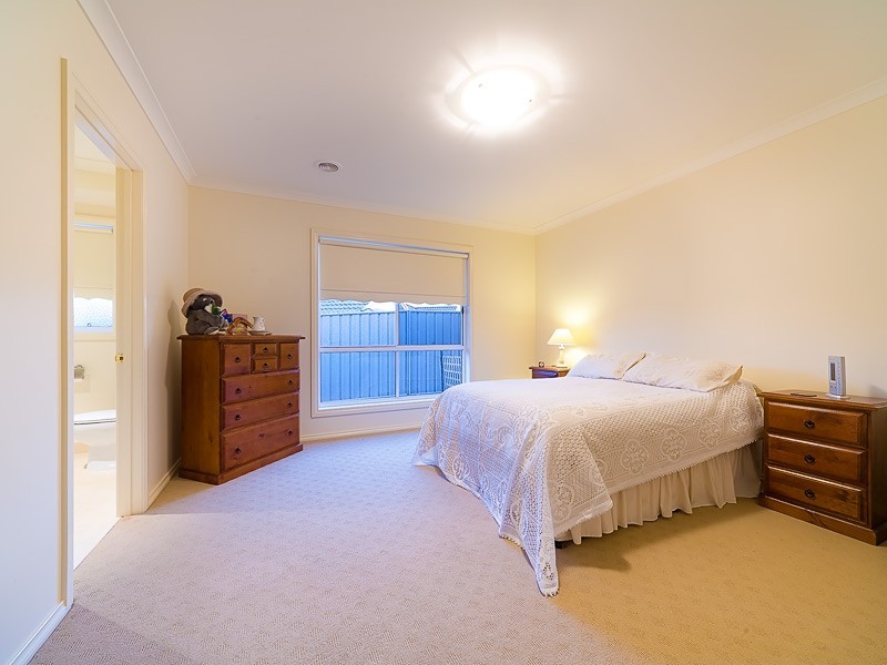 20 Rosewood Court, Thurgoona NSW 2640