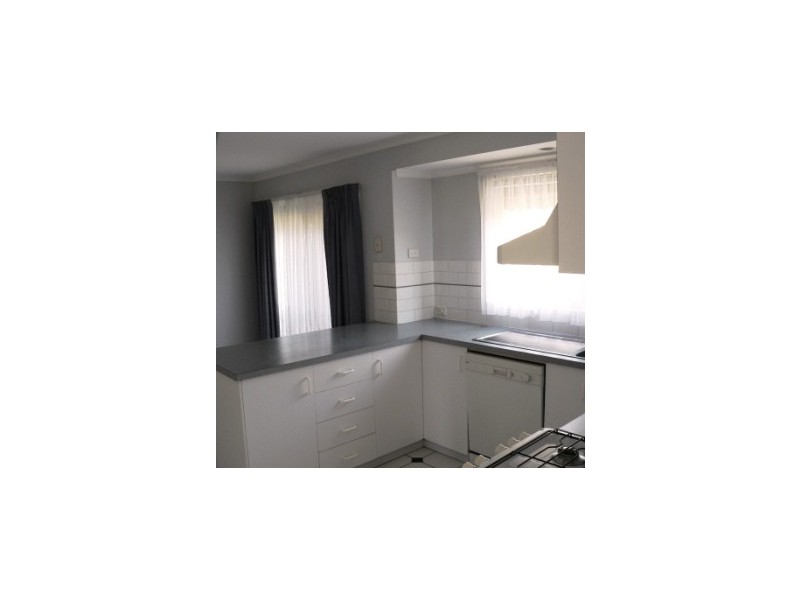 26 Hallam Street, Lavington NSW 2641