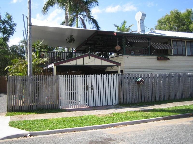 7 Machan Street, Cairns QLD 4870