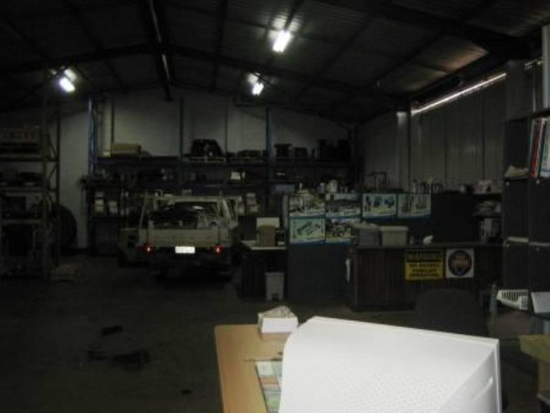 16 Albrecht Street, Cairns QLD 4870