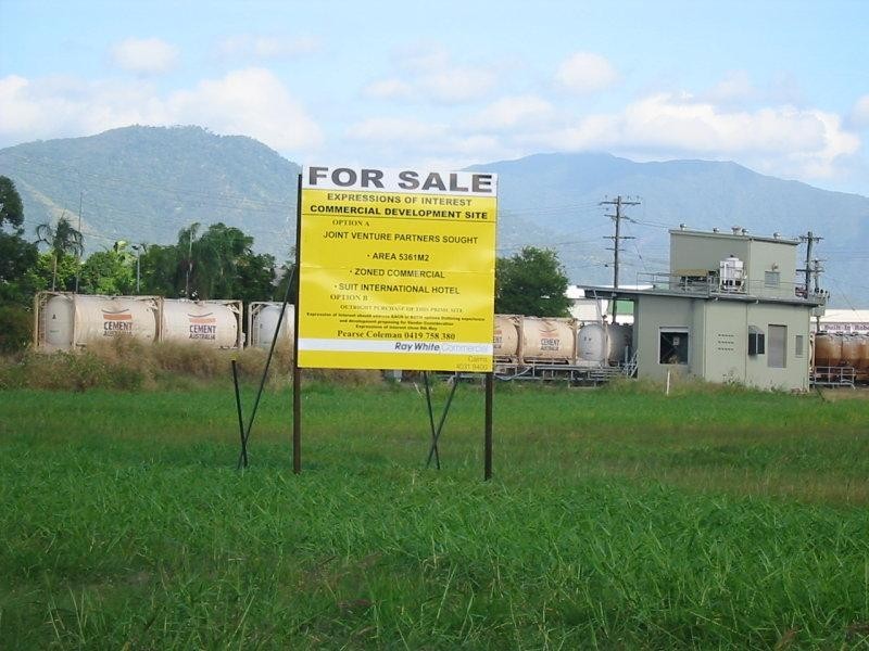 6 Kenny, Cairns QLD 4870