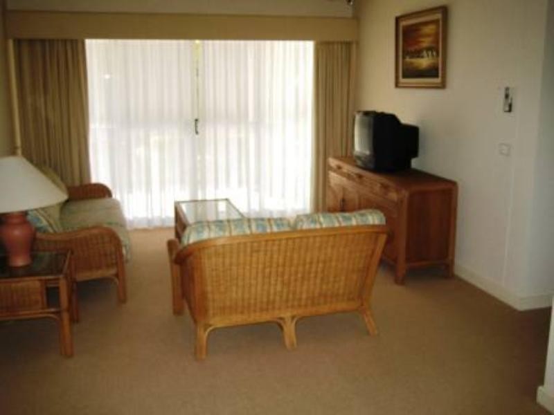 16 Stream Avenue, Cairns QLD 4870