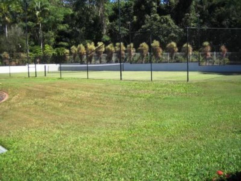 16 Stream Avenue, Cairns QLD 4870