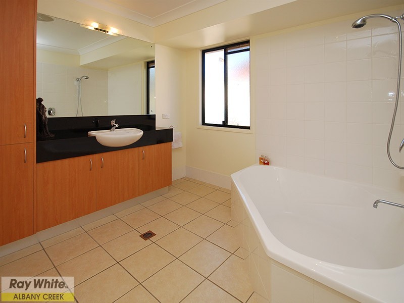 Eatons Hill QLD 4037