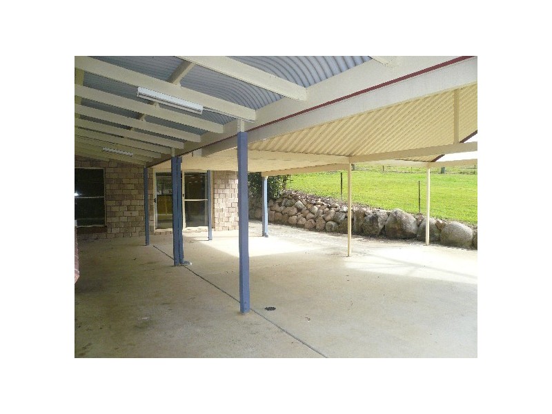 8 Campdraft Place, Dayboro QLD 4521