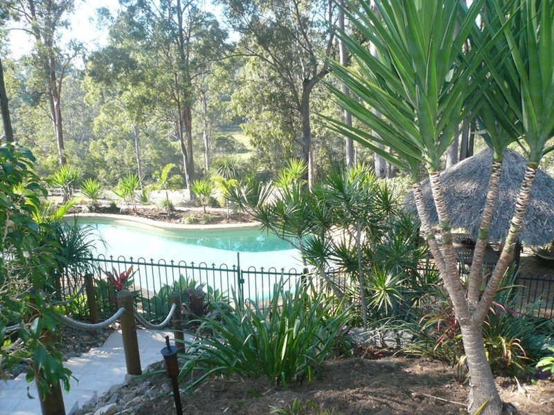 3 Eden Drive, Eatons Hill QLD 4037