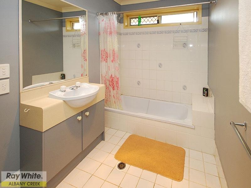 5 Summit Court, Warner QLD 4500