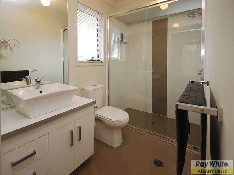 72 Corvus Drive, Cashmere QLD 4500