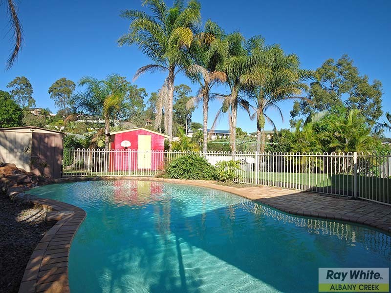 6 Seaforth Close, Albany Creek QLD 4035