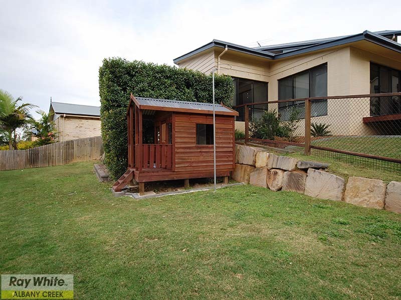 1 Bassino Court, Eatons Hill QLD 4037