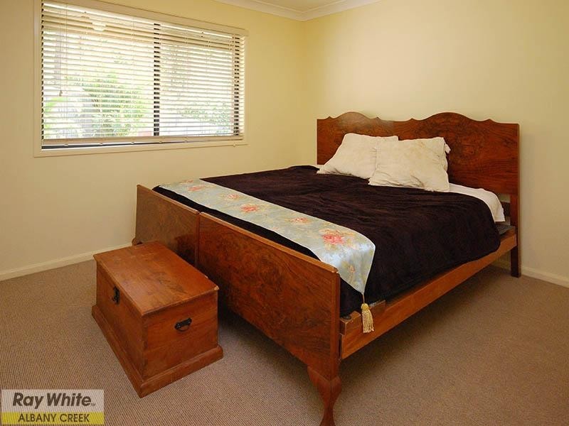 17 Ken Duncombe Drive, Cashmere QLD 4500